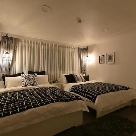 Mono House Hongdae 5 Hotel